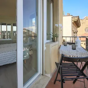 - Unita Balcony Apartment